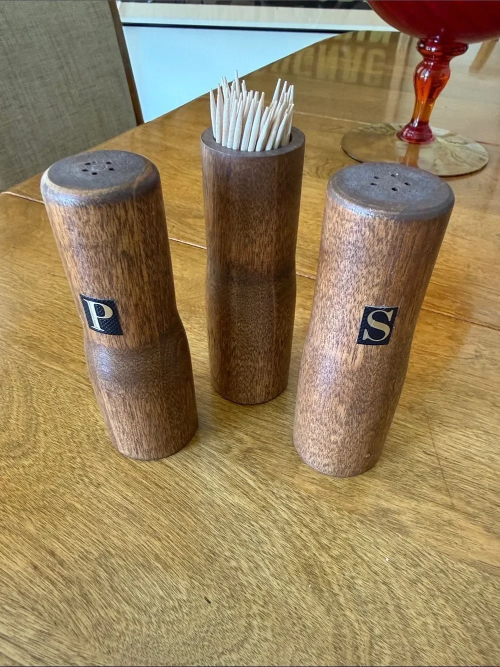 MCM wooden s/p with toothpick holder